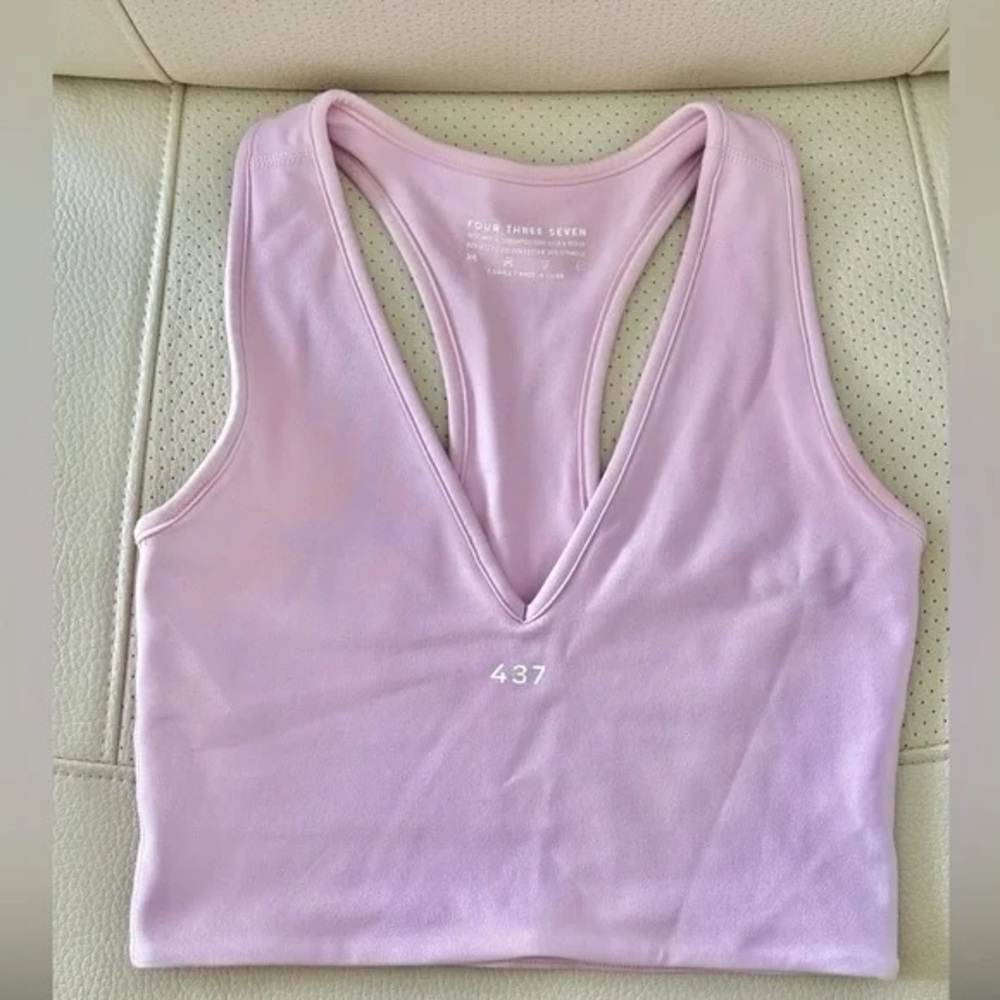 ISO: 437 V Tank in Parfait Pink, size XS